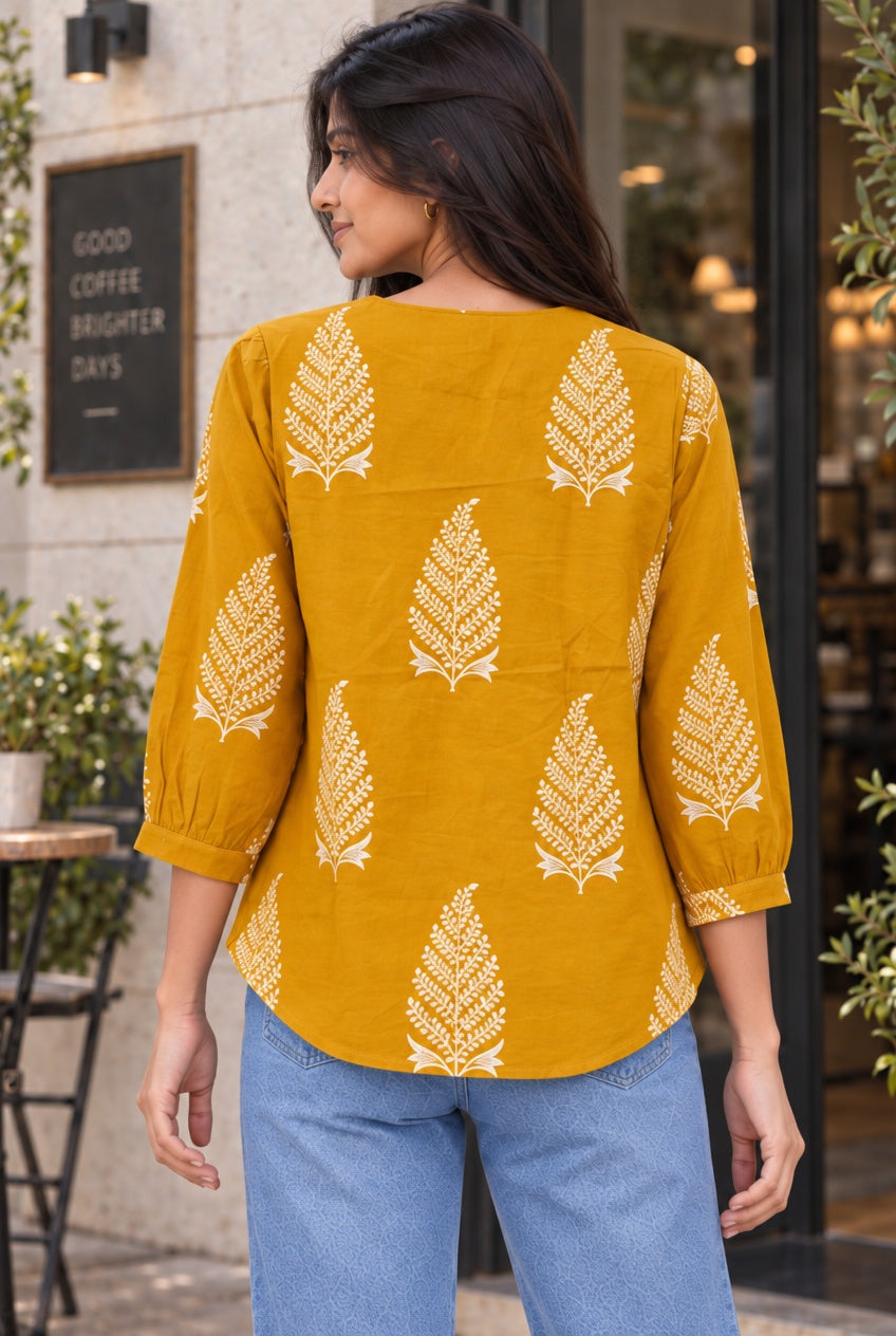 Effortless Elegance – Women's Stylish Tunics