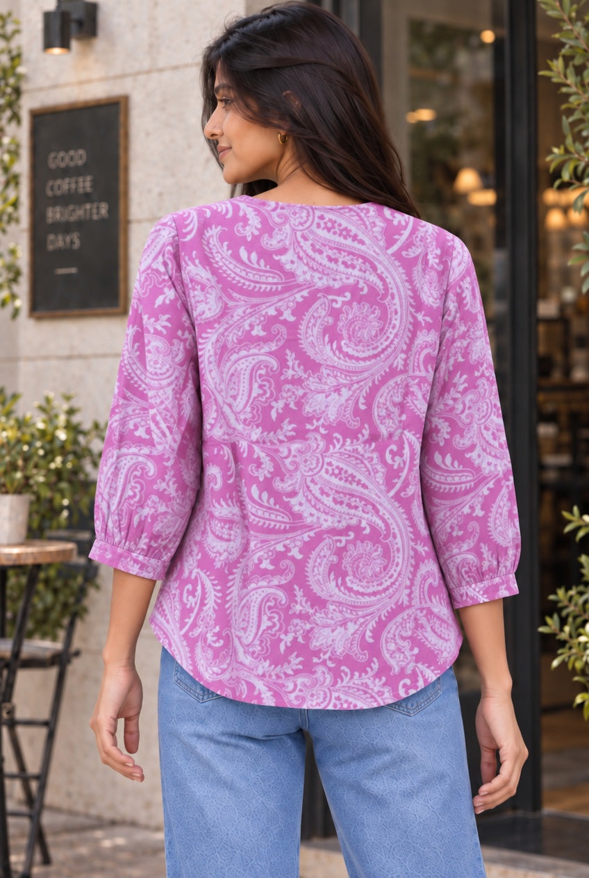 Trendsetter Tunics for a Stylish Look